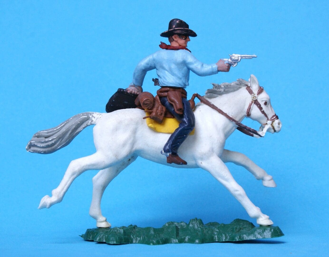 Herald Swoppet Mounted Cowboy Bank Robber - LIGHT BLUE Torso - Image 2