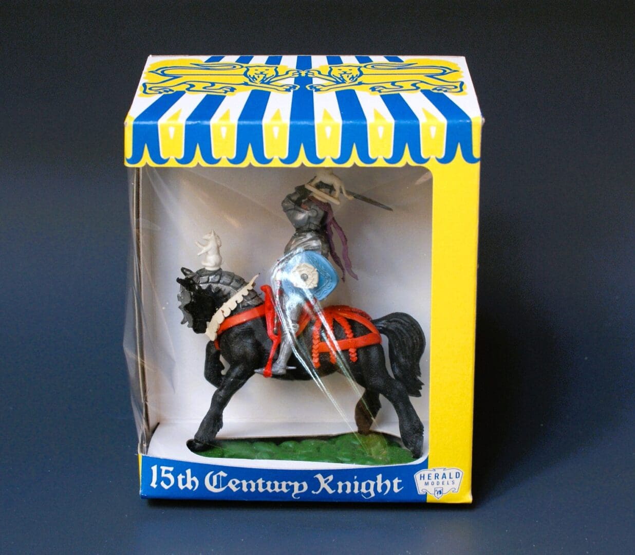 Swoppet C15th Mounted Knight Attacking with Sword - Repro Carton