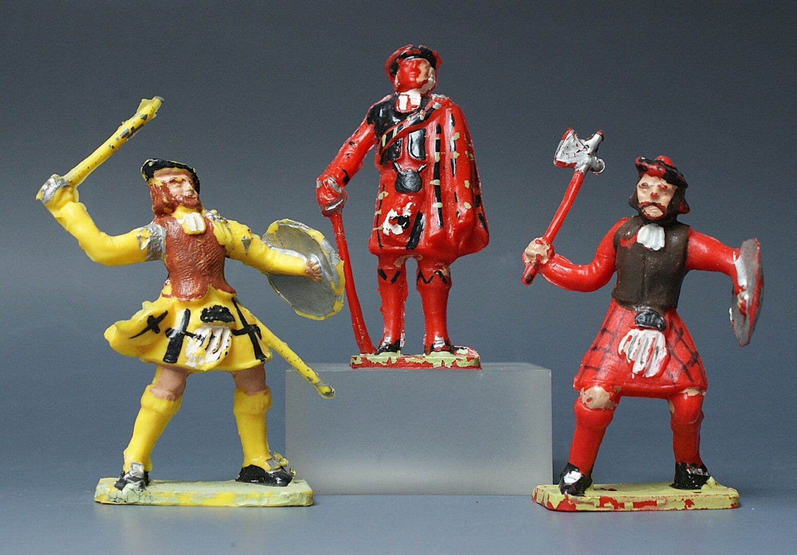Cherilea 60mm Highland Clansmen - Group of 3 Figures