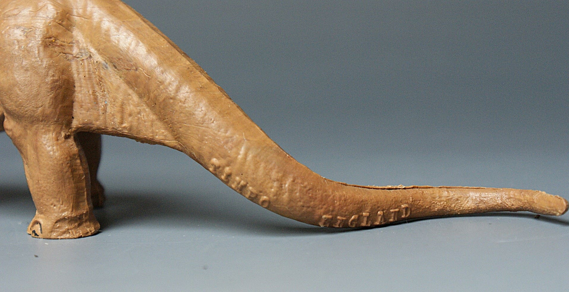 Timpo Brontosaurus - Prehistoric Animals Series - Image 4