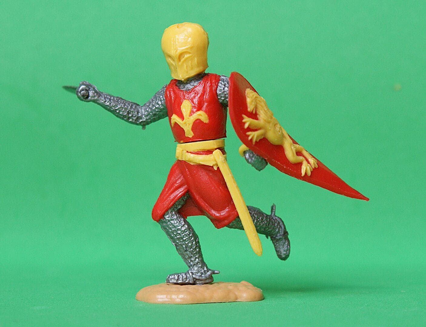 Timpo Swoppet Medieval Knight on Foot - Later Issue Figure!