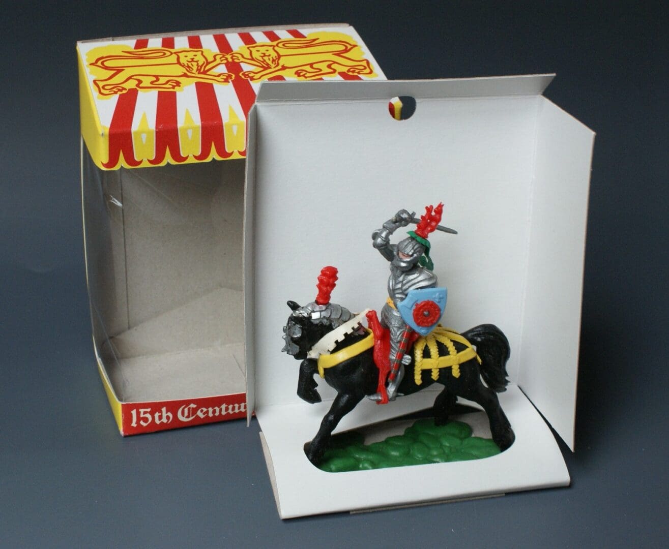 Swoppet C15th Mounted Knight Attacking with Sword & REPRO Carton - Image 2