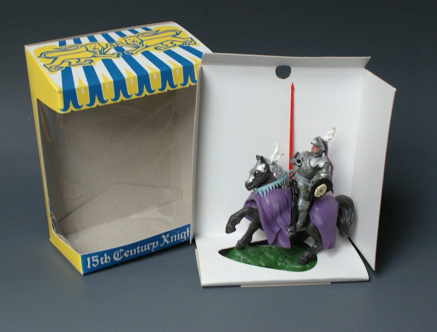 Swoppet C15th Mounted Knight Defending with Lance & Repro Box - Image 2