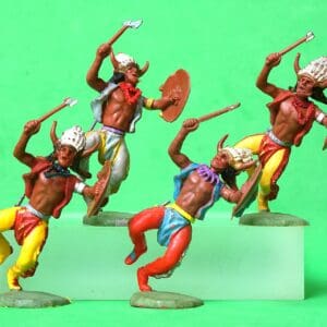 Herald Swoppet Indian Medicine Man - Group of 4 Dismounted