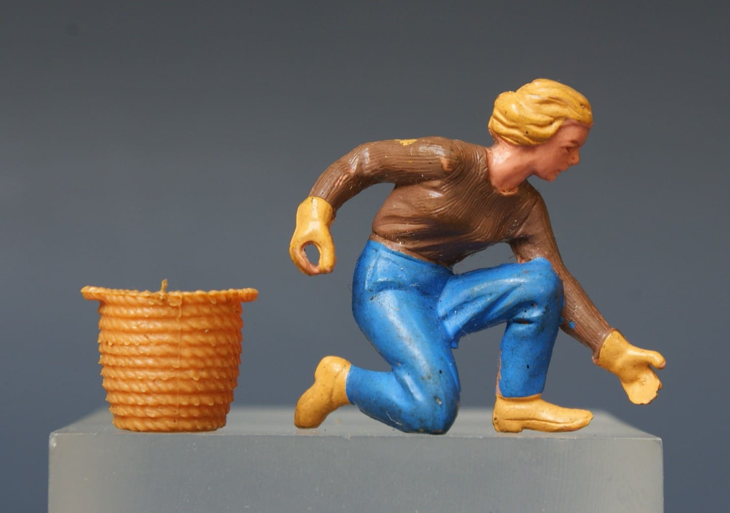 Britains Floral Garden Family - Girl Planting with Whicker Basket