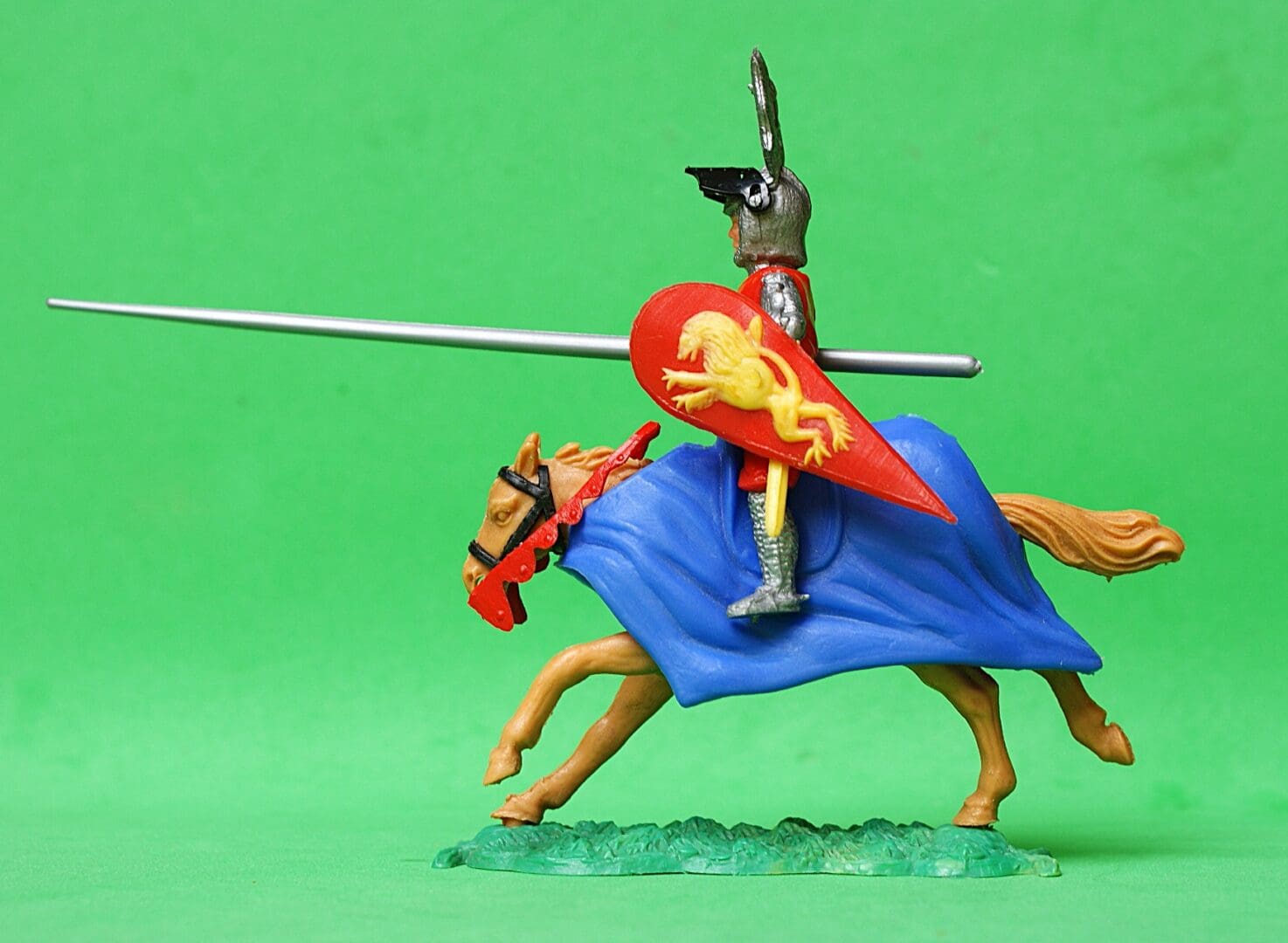 Super Timpo Swoppet Jousting Knight (Lion Surround Helmet) - Image 3