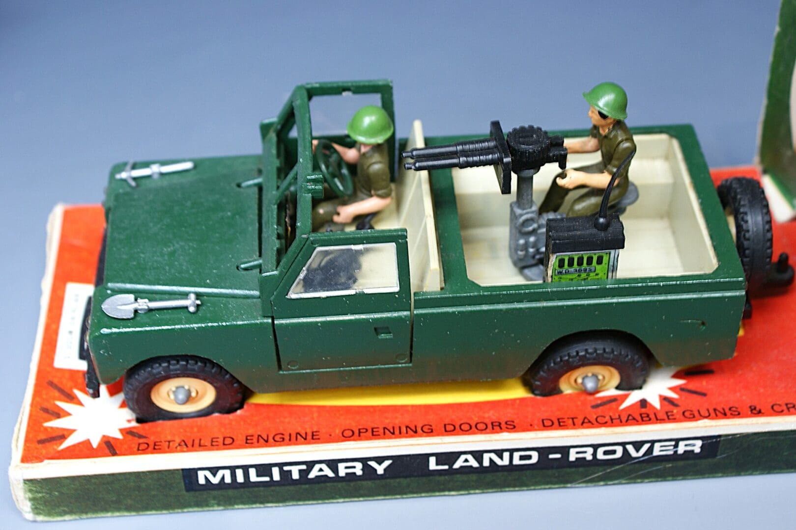 Britains Military LWB Land-Rover in Early Sleeve Box - Image 2